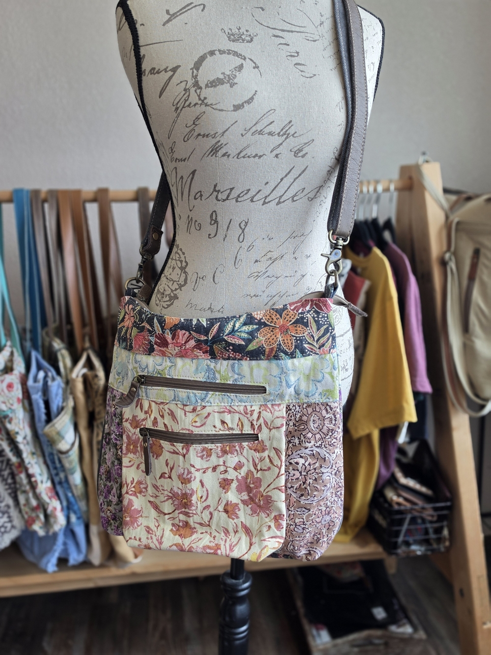 MYRA patchwork Floral Crossbody Bag - Multicolor